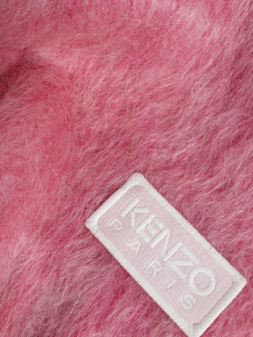Kenzo Logo-patch Fringed Scarf In Pink