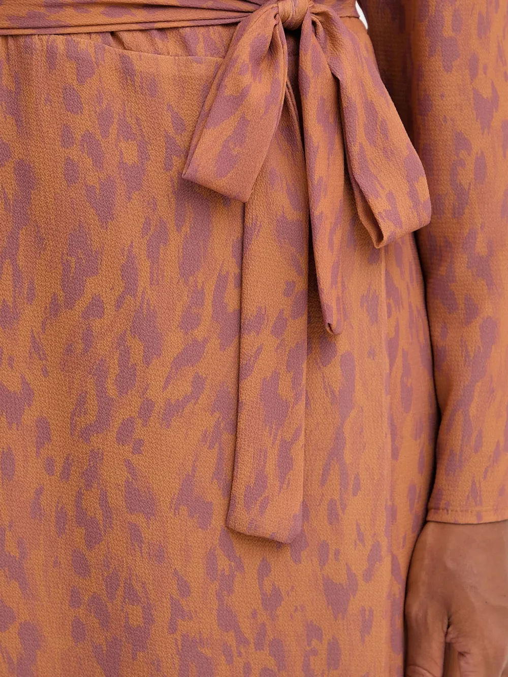 Silvian Heach Gestrikte midi-jurk met lange mouwen Bruin