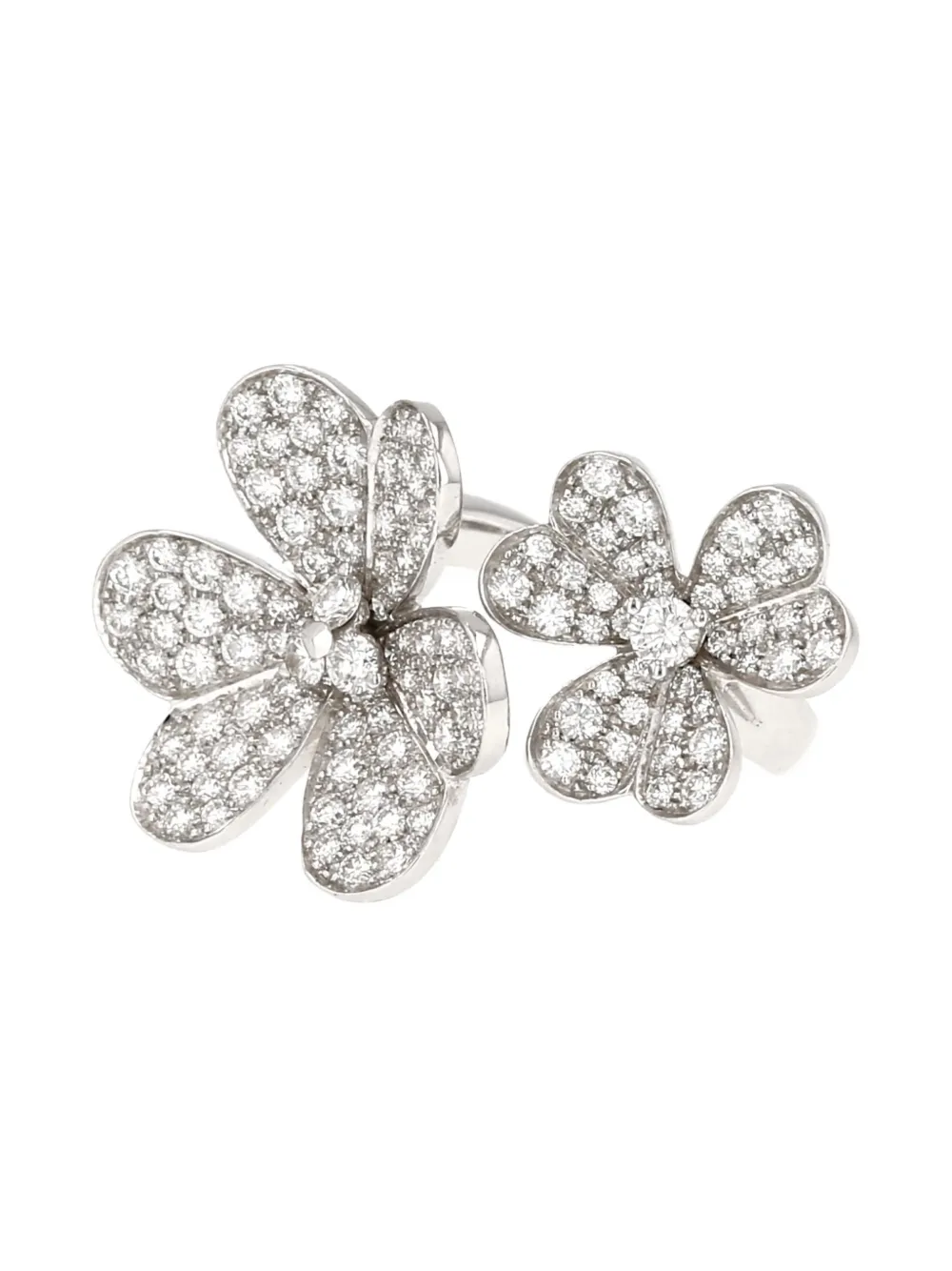 Pre-owned Van Cleef & Arpels 2000s White Gold Diamond Ring In Silver