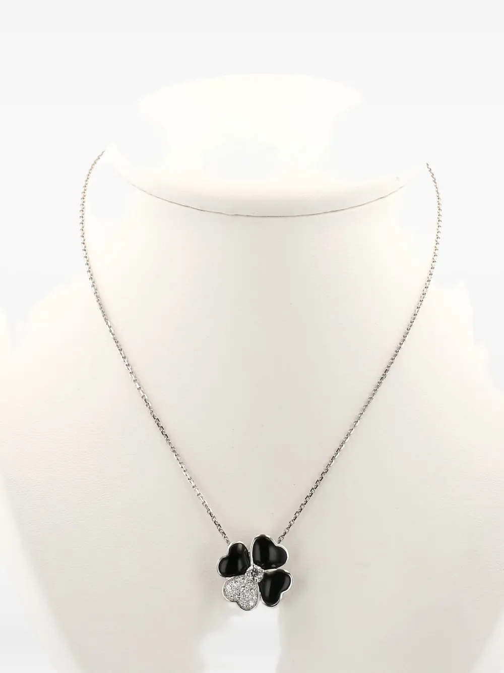 Pre-owned Van Cleef & Arpels 2010s White Gold Diamond Onyx-pendant In Silver