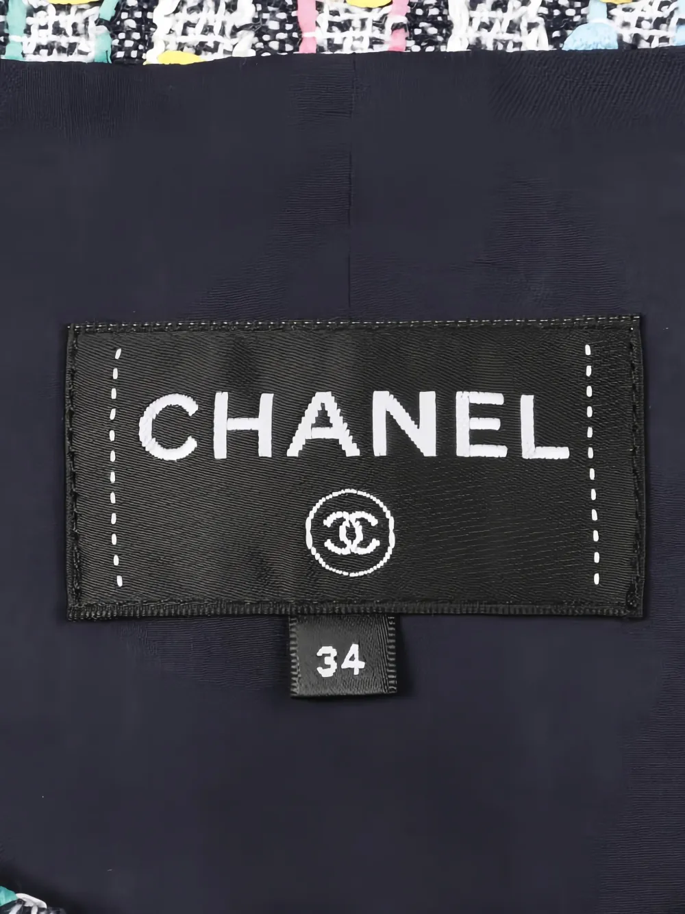 Pre-owned Chanel Cocomark Button Tweed Gilet In White