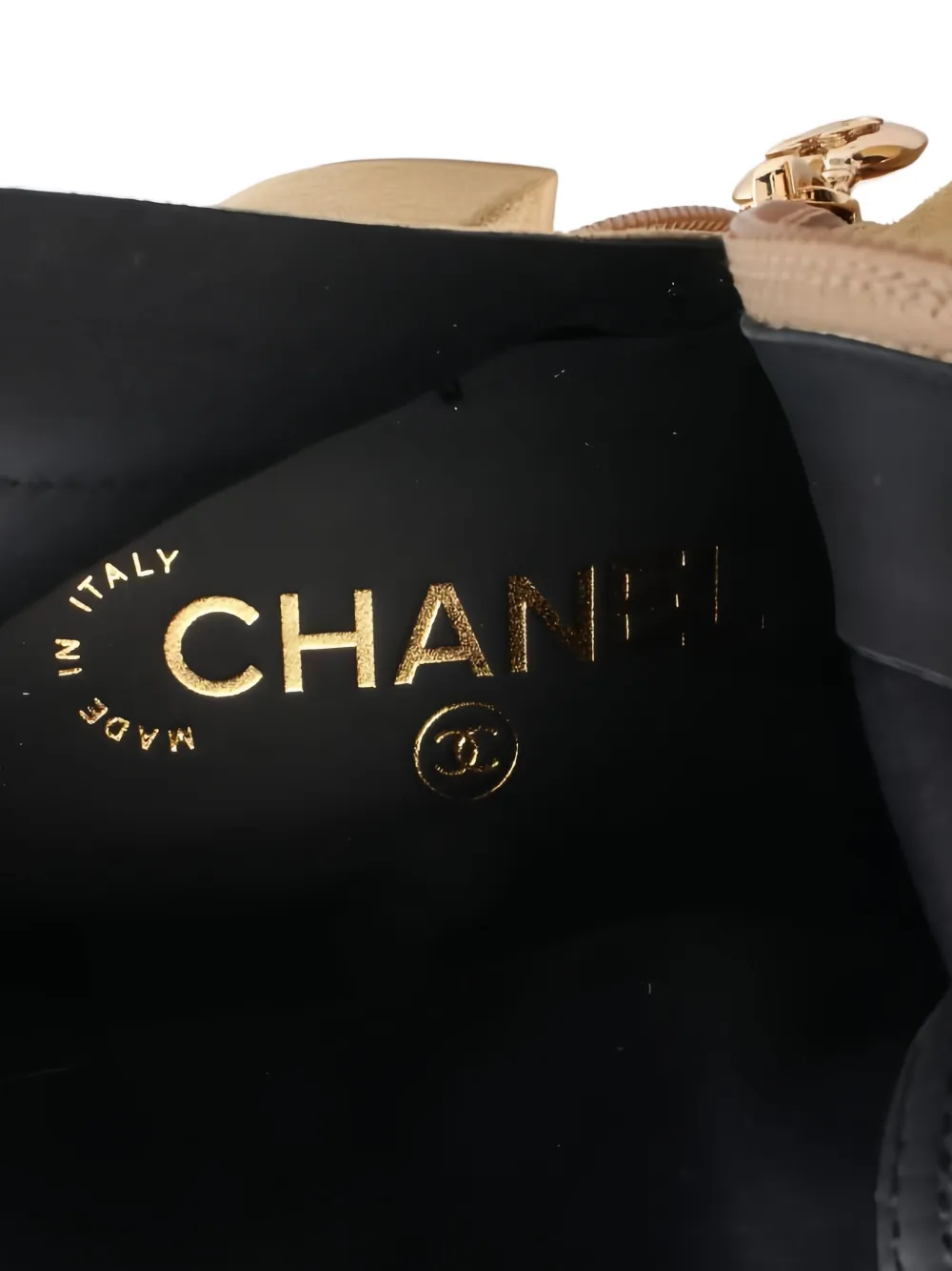 Pre-owned Chanel 2020s 95mm Platform Zip Boots In Neutral