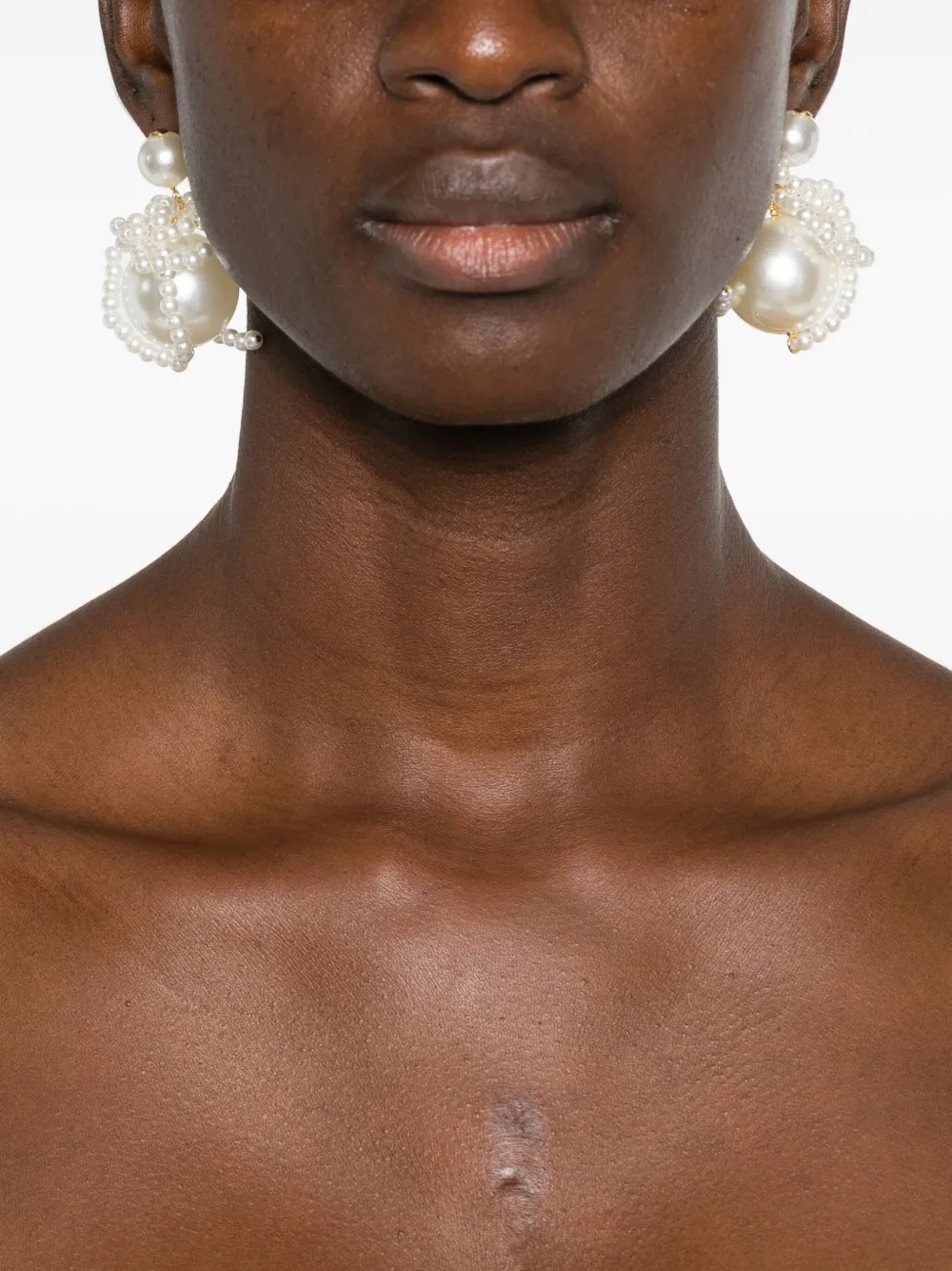 Completedworks Time is Thirsty earrings - Wit