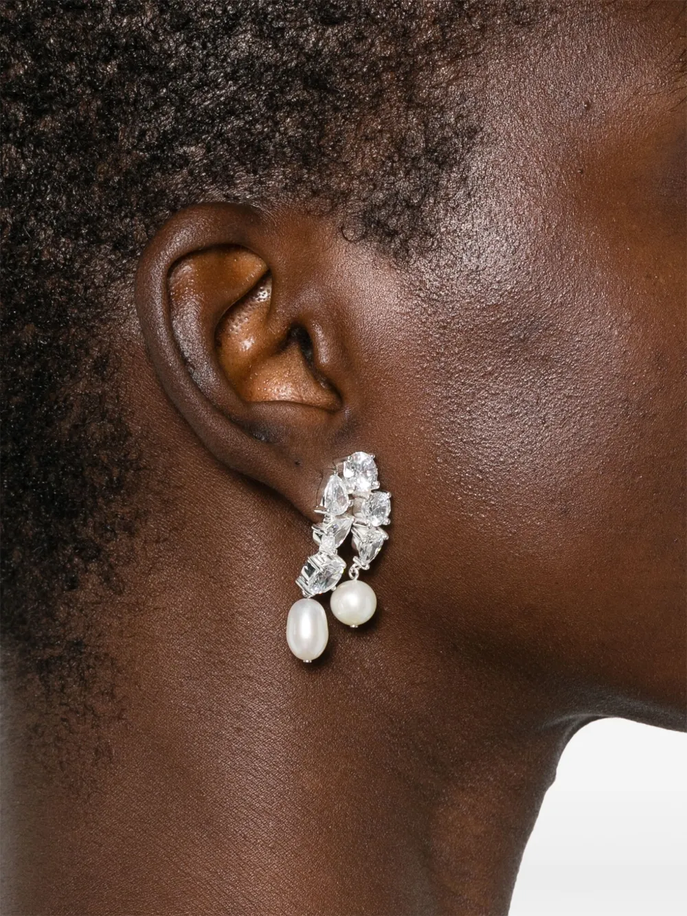 Completedworks aretes Cascading con perla | Image 2