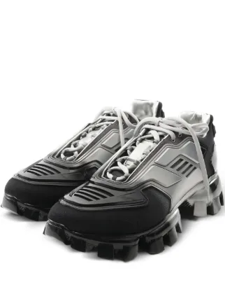Prada Pre-Owned