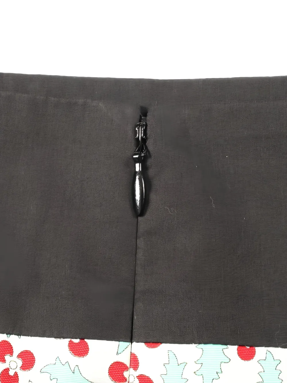 Pre-owned Chanel Coco Mark-print Skirt In Black