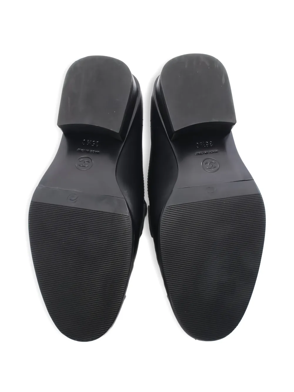 Pre-owned Chanel 1986-1988 30mm Coco Mark Loafers In Black