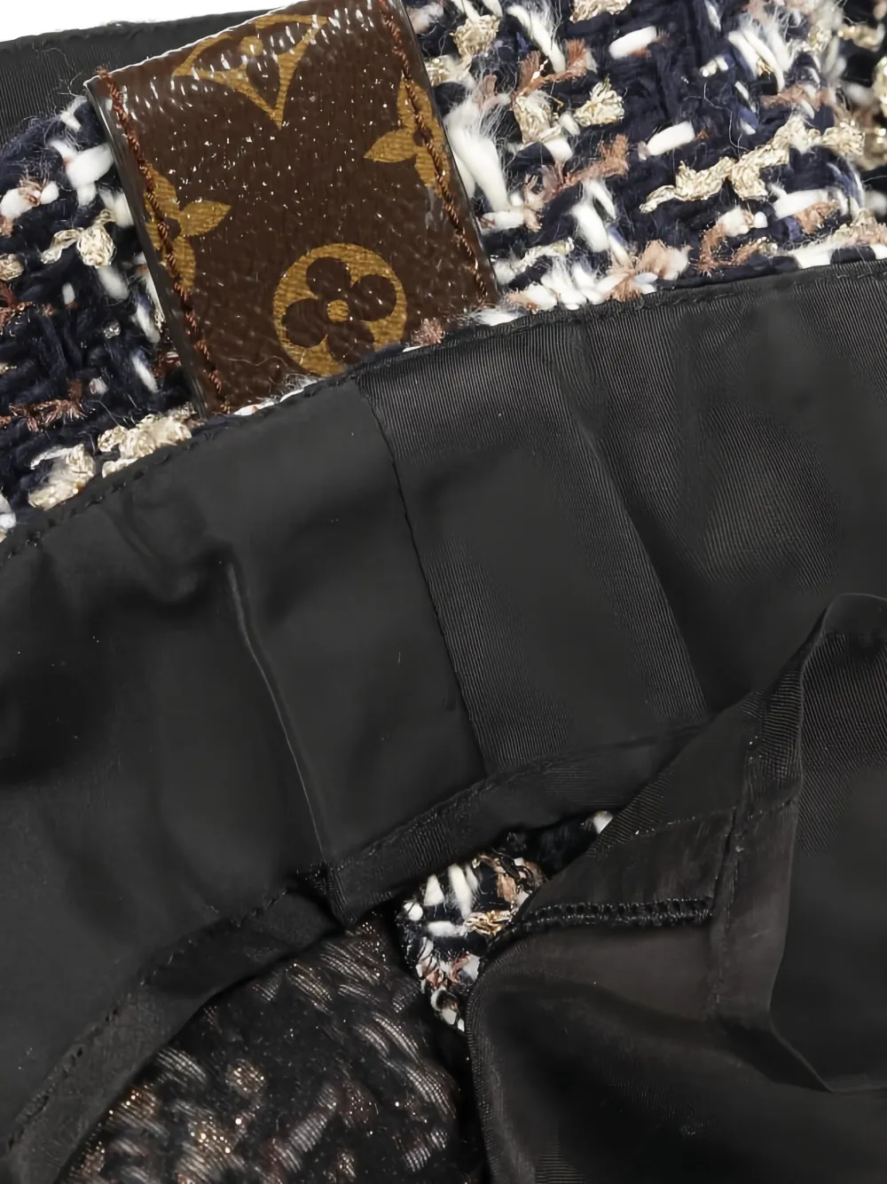 Pre-owned Louis Vuitton 2010s Chain-detail Wool Skirt In Black