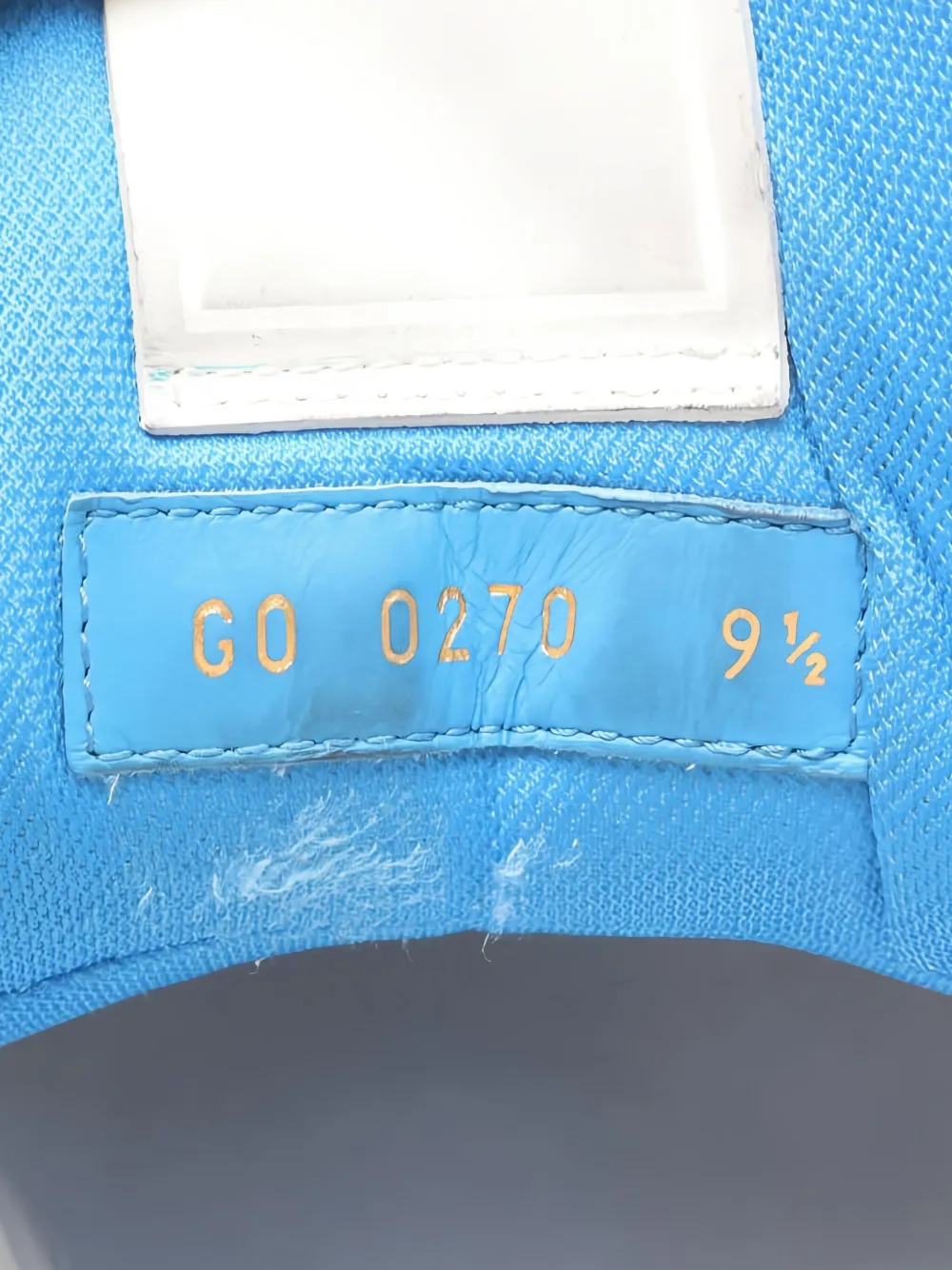 Pre-owned Louis Vuitton Line Sneakers In White