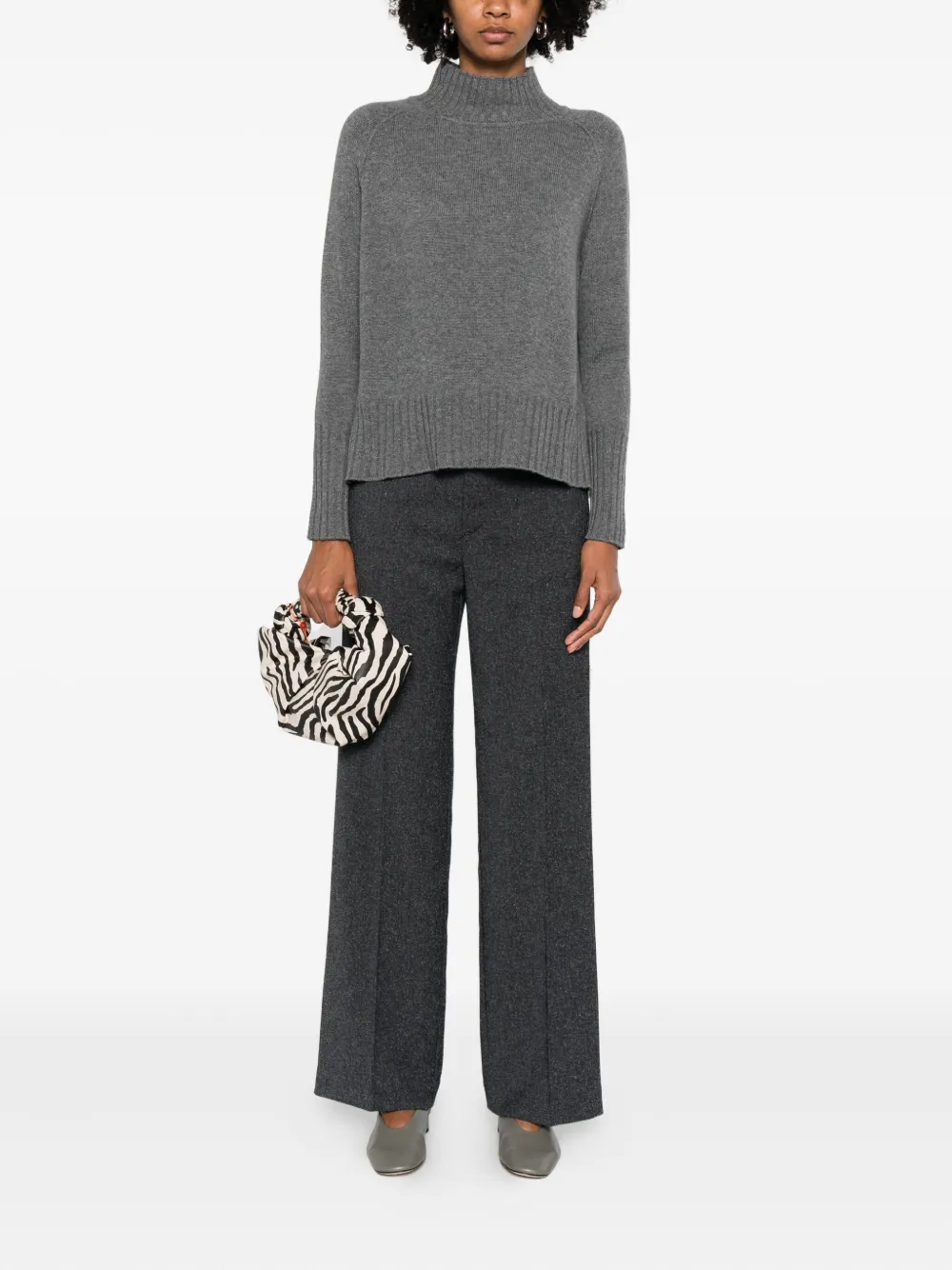 BeYou high-neck cashmere sweater | Knitted Sweaters | Image 2
