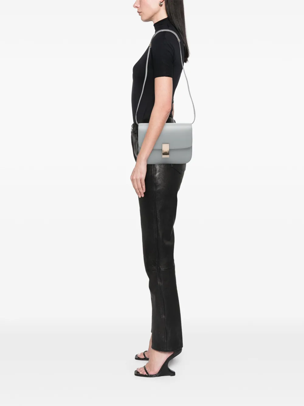 Celine Pre-Owned 2007 Medium Liege Calfskin Classic Box crossbody bag | Pre-Owned | Image 2