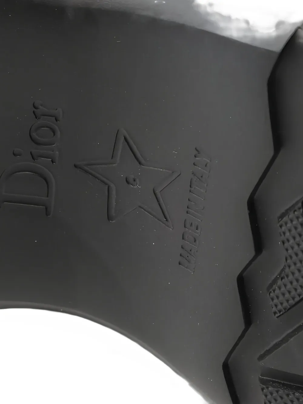 Pre-owned Dior Side Gore Leather Boots In Black