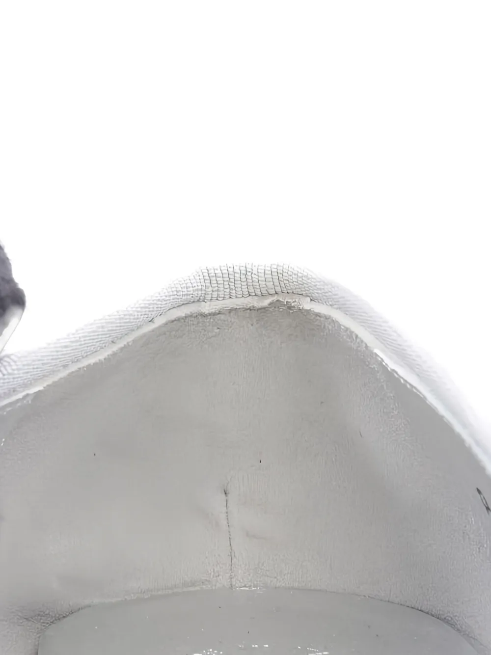 Pre-owned Chanel Leather Ballet Flats In Silver