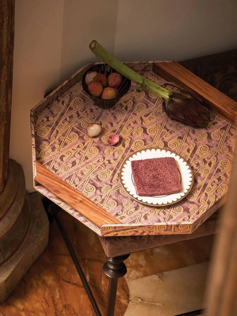 L'objet Fortuny Octagon Tray (47cm) In Purple