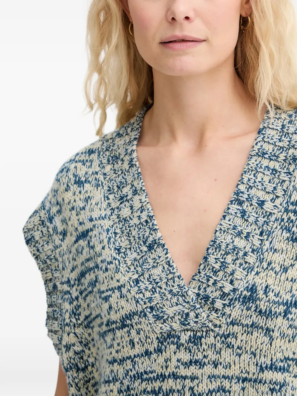 Arazza V-Neck Vest