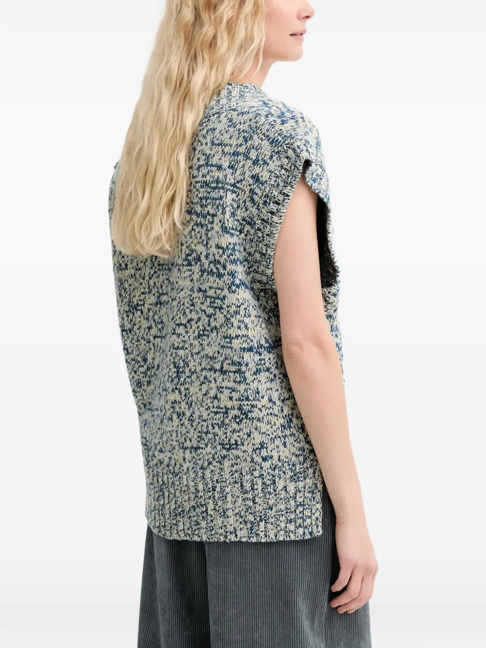 Arazza V-Neck Vest