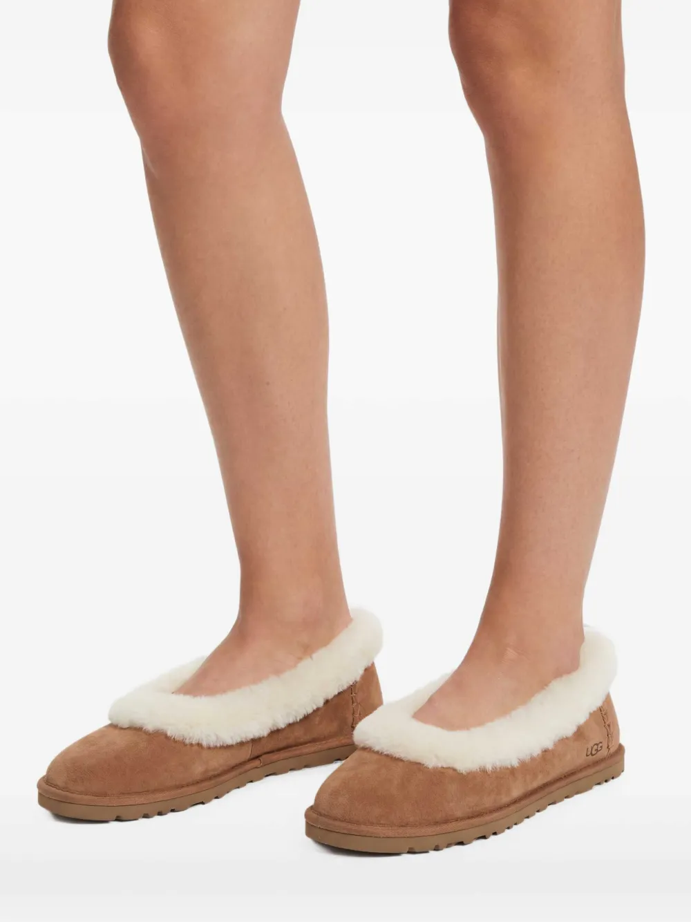UGG Sapato Flat Zora | Marrom | FARFETCH BR