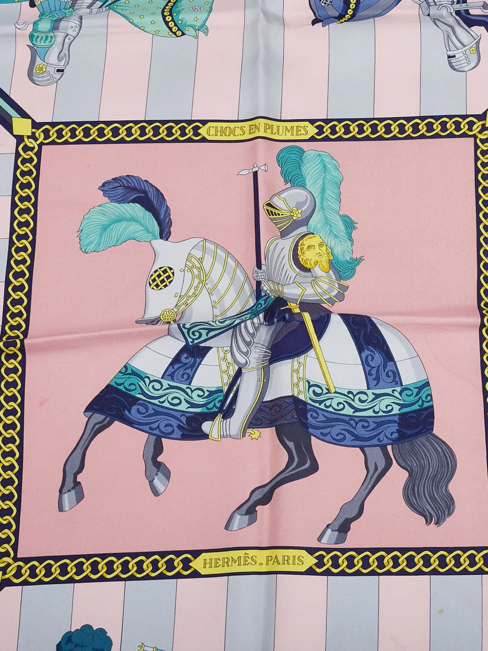 Hermès Pre-Owned 20th Century Chocs En Plumes Silk Scarf scarves | Image 2