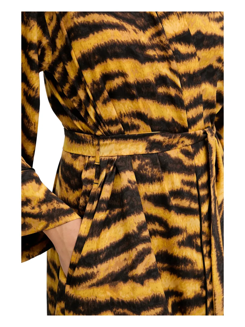 Dkny Tiger Print Belted Loungewear In Animal Print