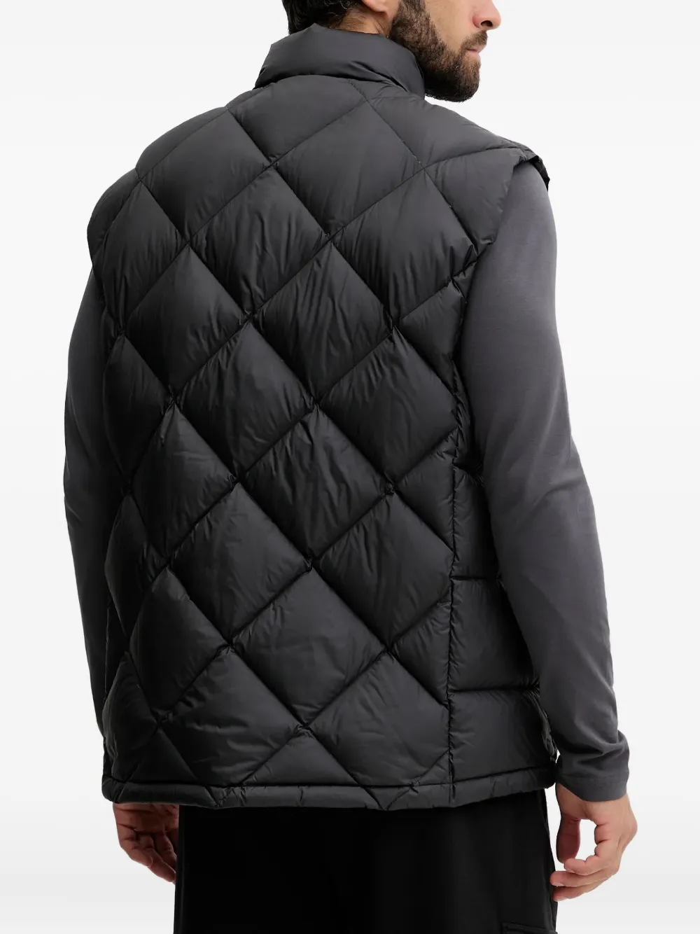 Ea7 Emporio Armani キルティング ベスト | ブラック | FARFETCH JP