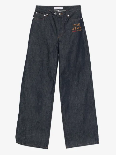 A.P.C. jeans con logo bordado en colaboración con Marc Jacobs