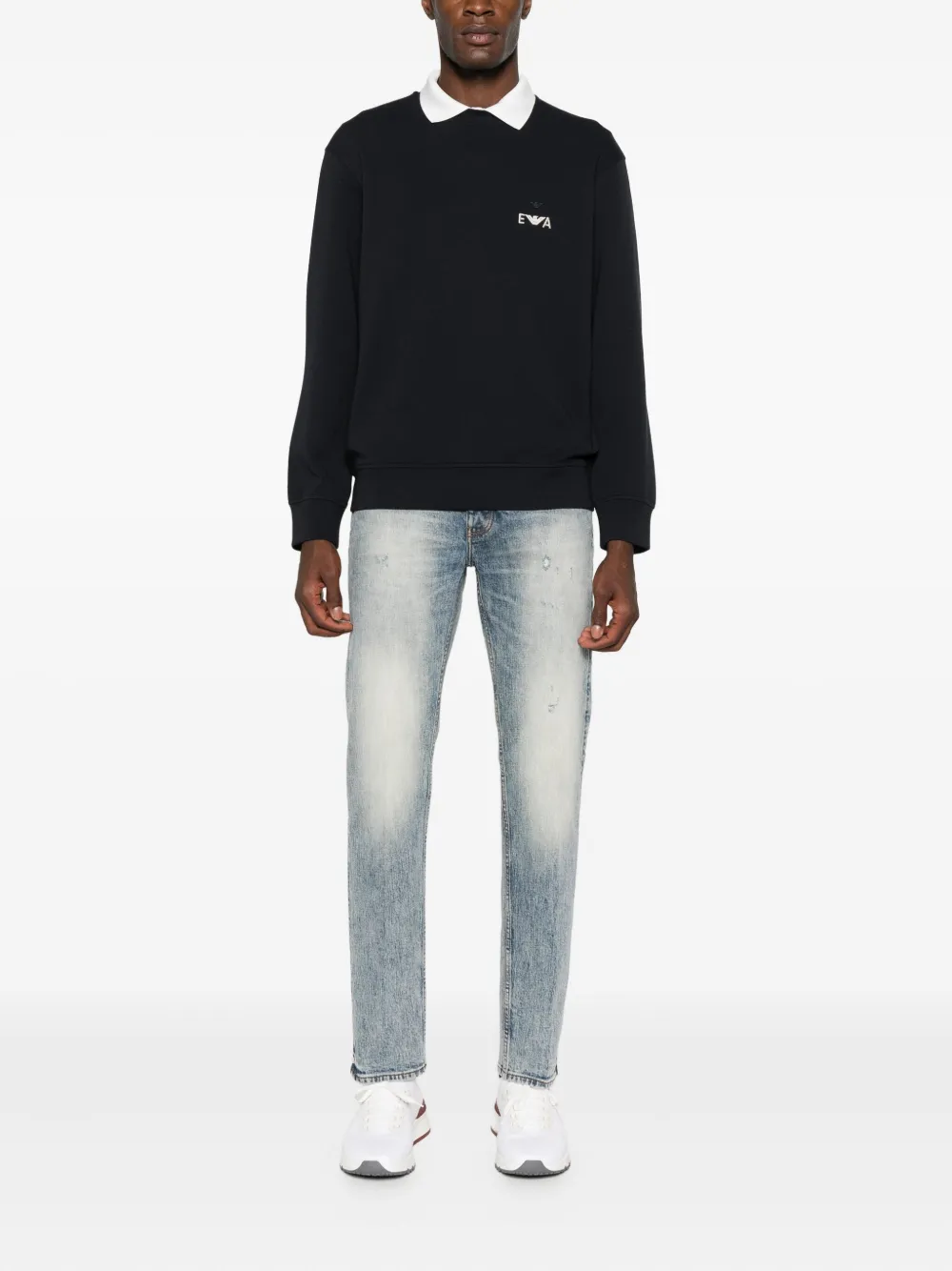 Emporio Armani logo-embroidered sweatshirt - Blauw