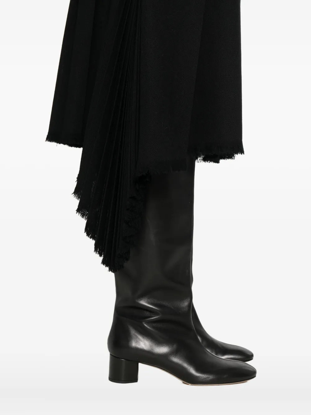 Jil Sander Pleated Frayed Skirt In Black