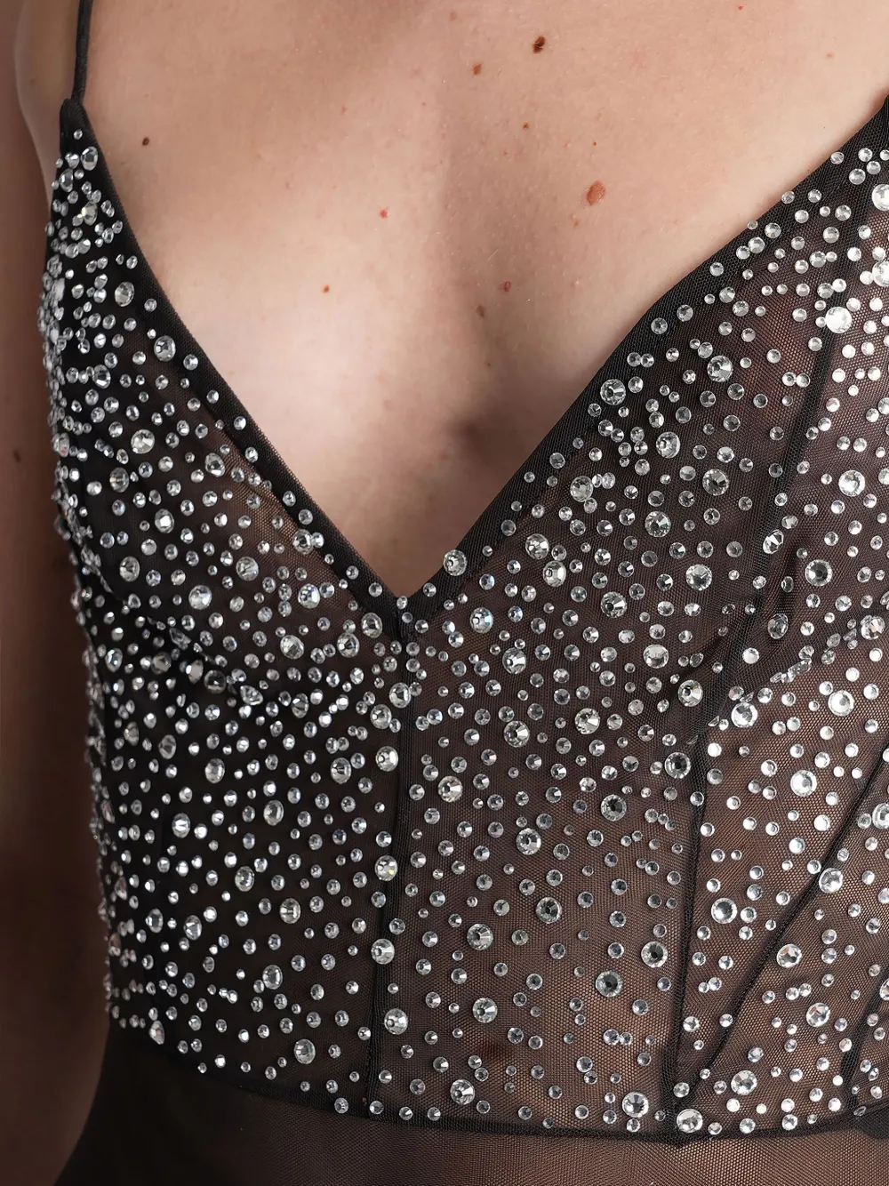 Alex Perry Verfraaide body met V-hals Zwart