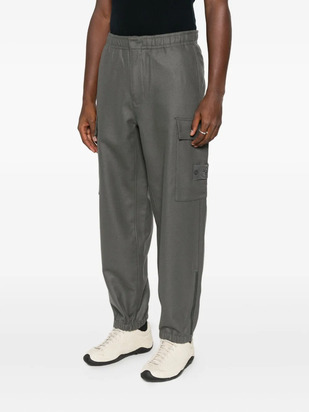 Stone Island Cargo broek met logopatch Grijs