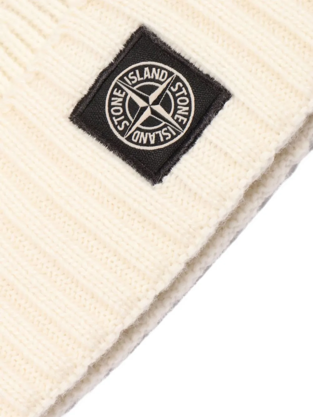 Stone Island Junior Geribbelde muts met logopatch Beige