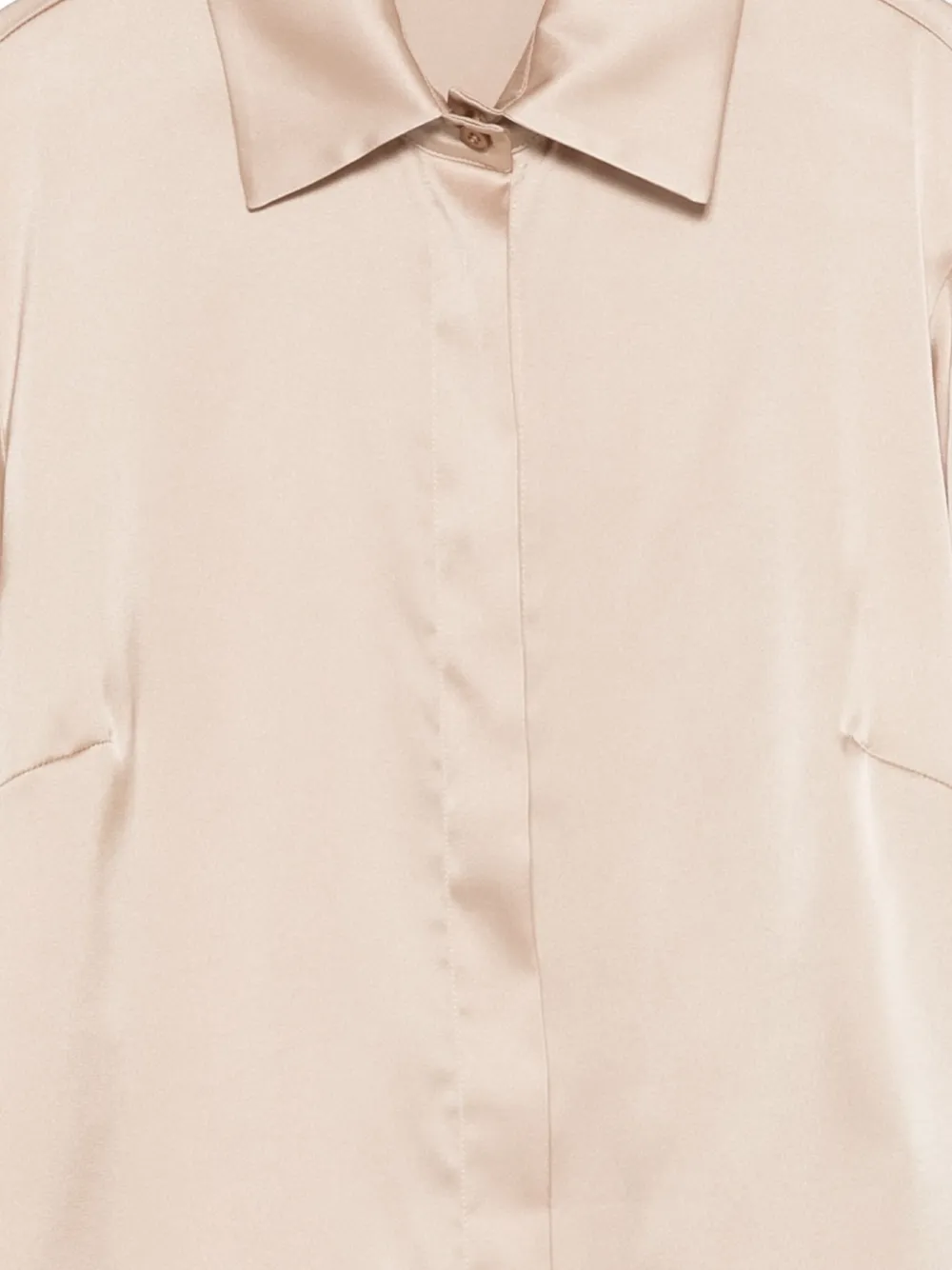 D.Exterior Slim-fit blouse Beige