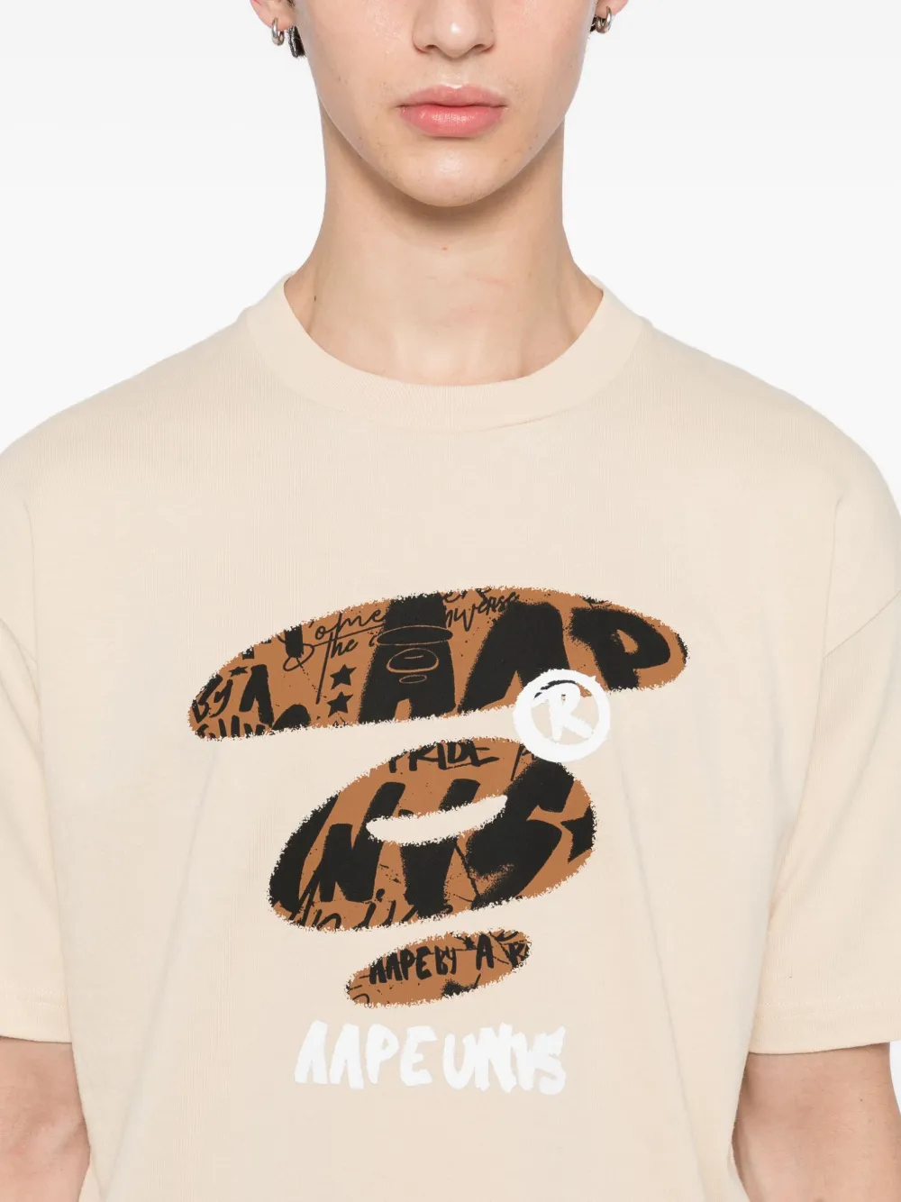 AAPE BY *A BATHING APE T-shirt met logoprint Beige