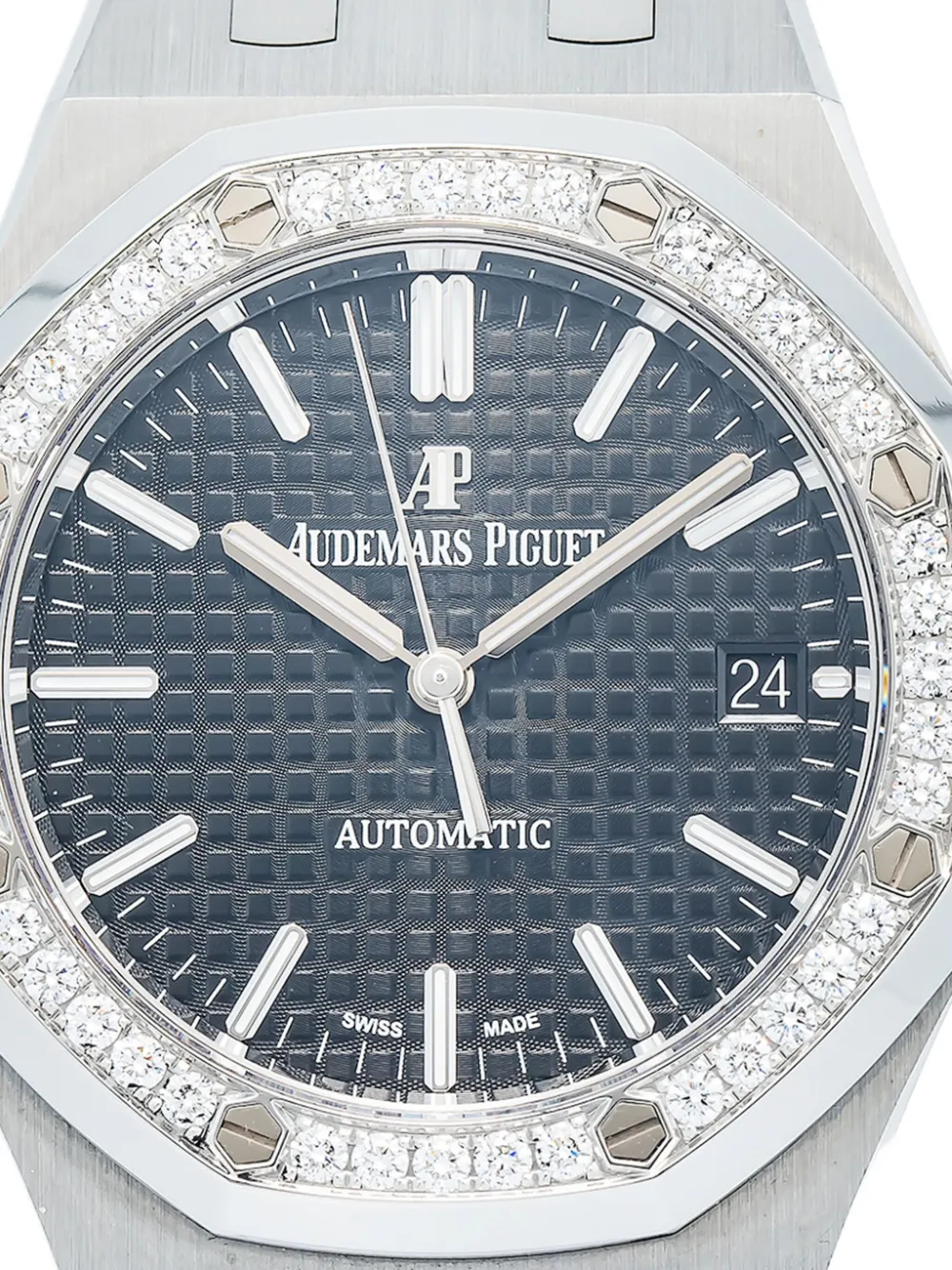 Audemars Piguet pre owned Royal Oak 37mm | Pre-Owned | Image 2