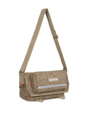 Supreme（シュプリーム）メッセンジャーバッグ - FARFETCH