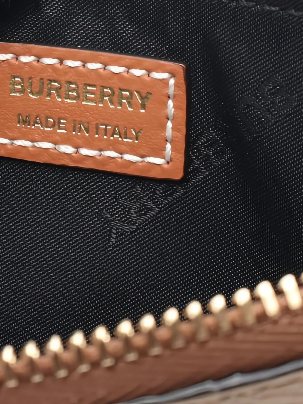 Pre-owned Burberry 2020s Check-pattern Leather Wallet In Neutral