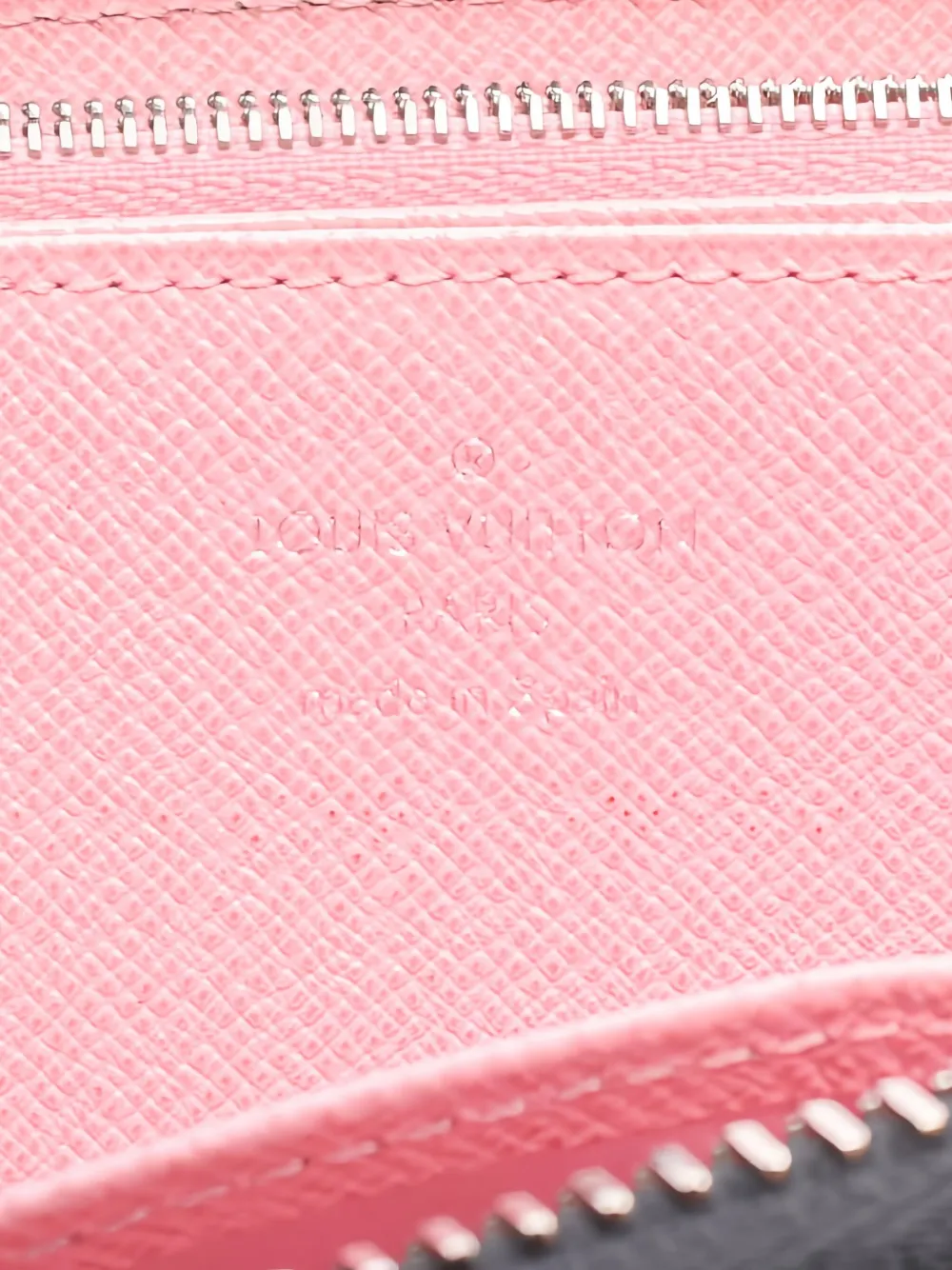 Pre-owned Louis Vuitton 2020 Zippy Épi Leather Wallet In Gray