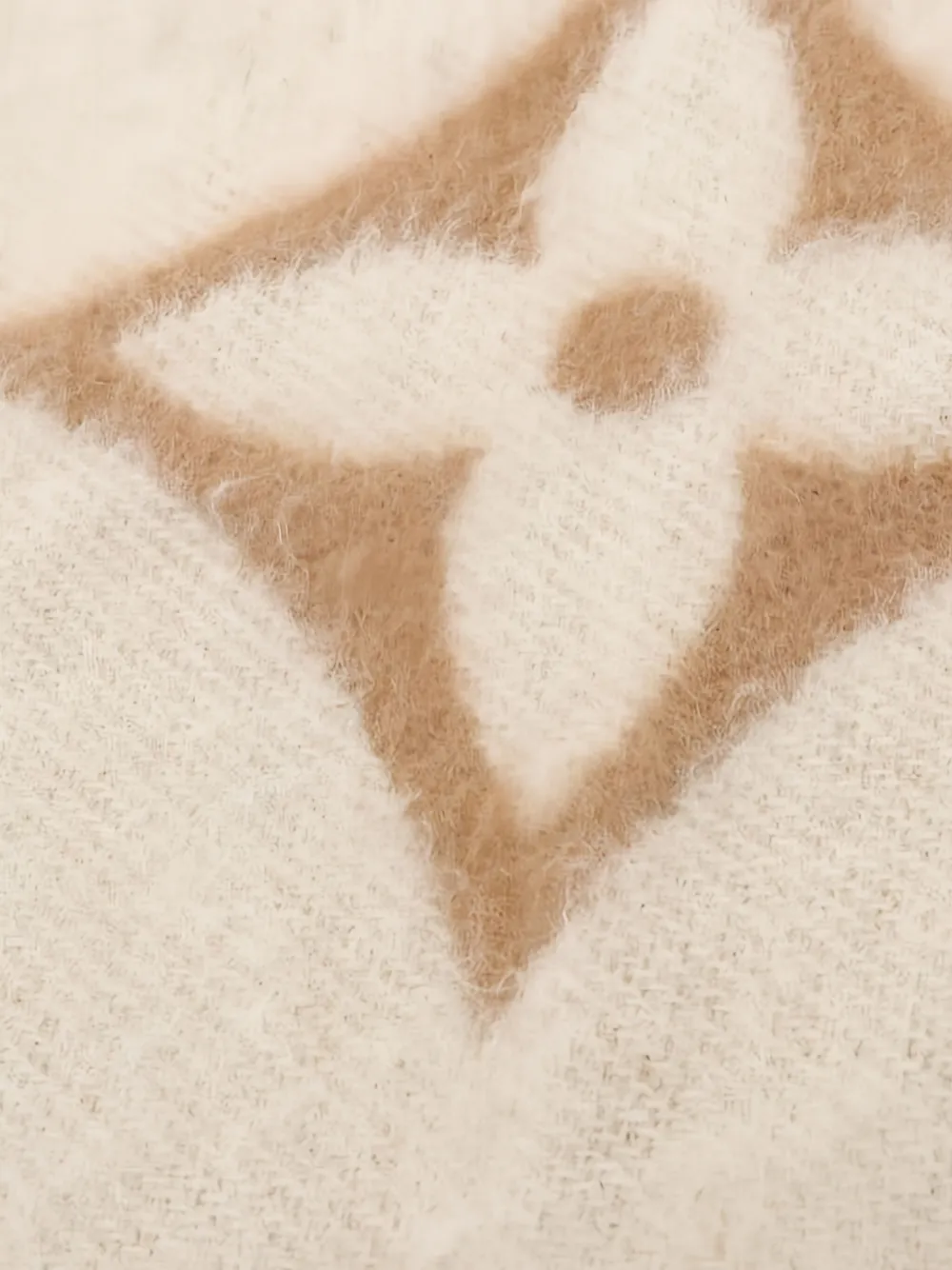 Pre-owned Louis Vuitton Reykjavik Fringed Scarf In Brown