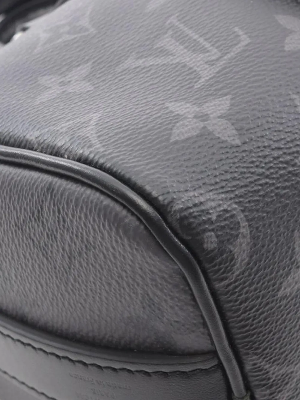 Pre-owned Louis Vuitton Keepall Bandoulière 25 Two-way Handbag In Black