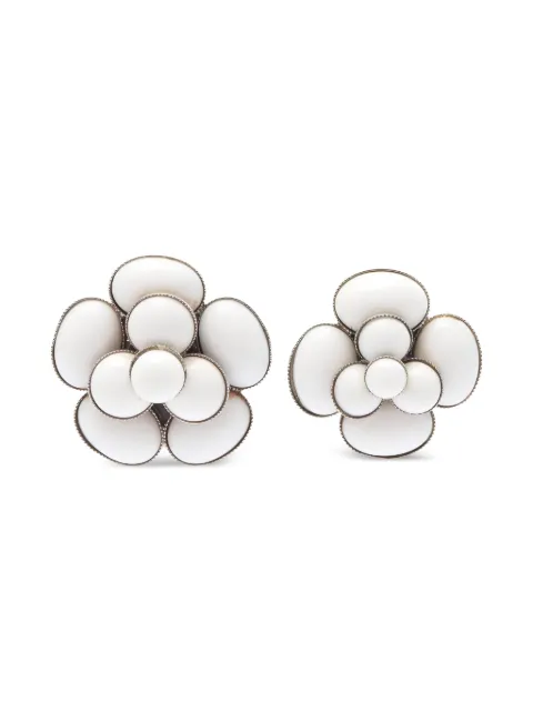 CHANEL Pre-Owned Camellia stud earrings