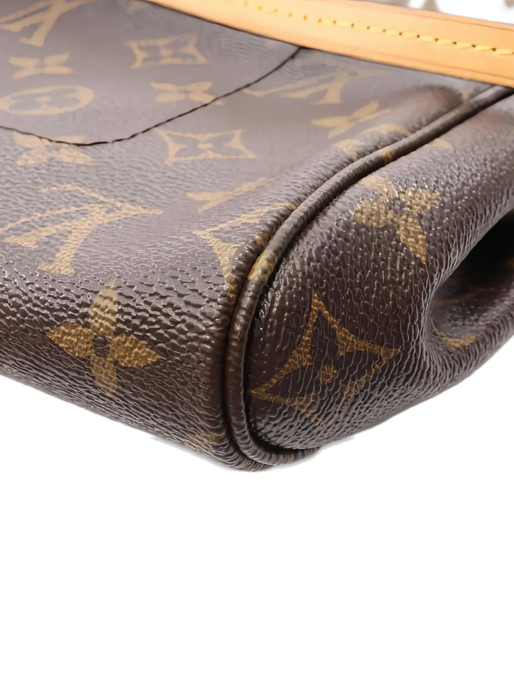 Pre-owned Louis Vuitton 2015 Monogram Mini Pochette Accessoires Handbag In Brown