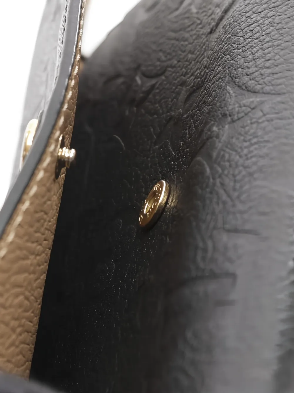 Pre-owned Louis Vuitton Monogram Emily Wallet In Black
