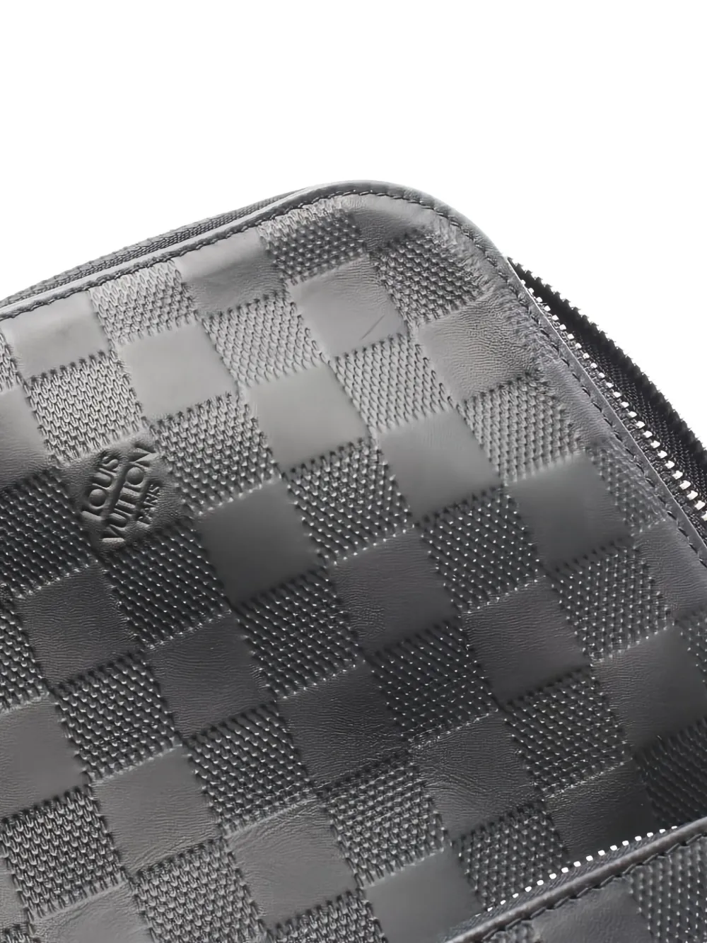 Pre-owned Louis Vuitton Avenue Crossbody Bag In Black