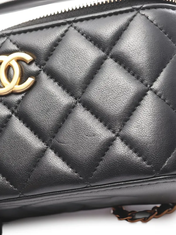 CHANEL Pre-Owned diamond-quilted two-way Vanity Bag | Black | FARFETCH