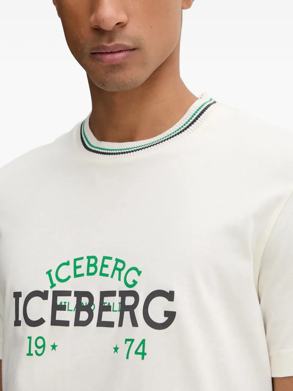 Iceberg Ringer T-shirt met logo Beige