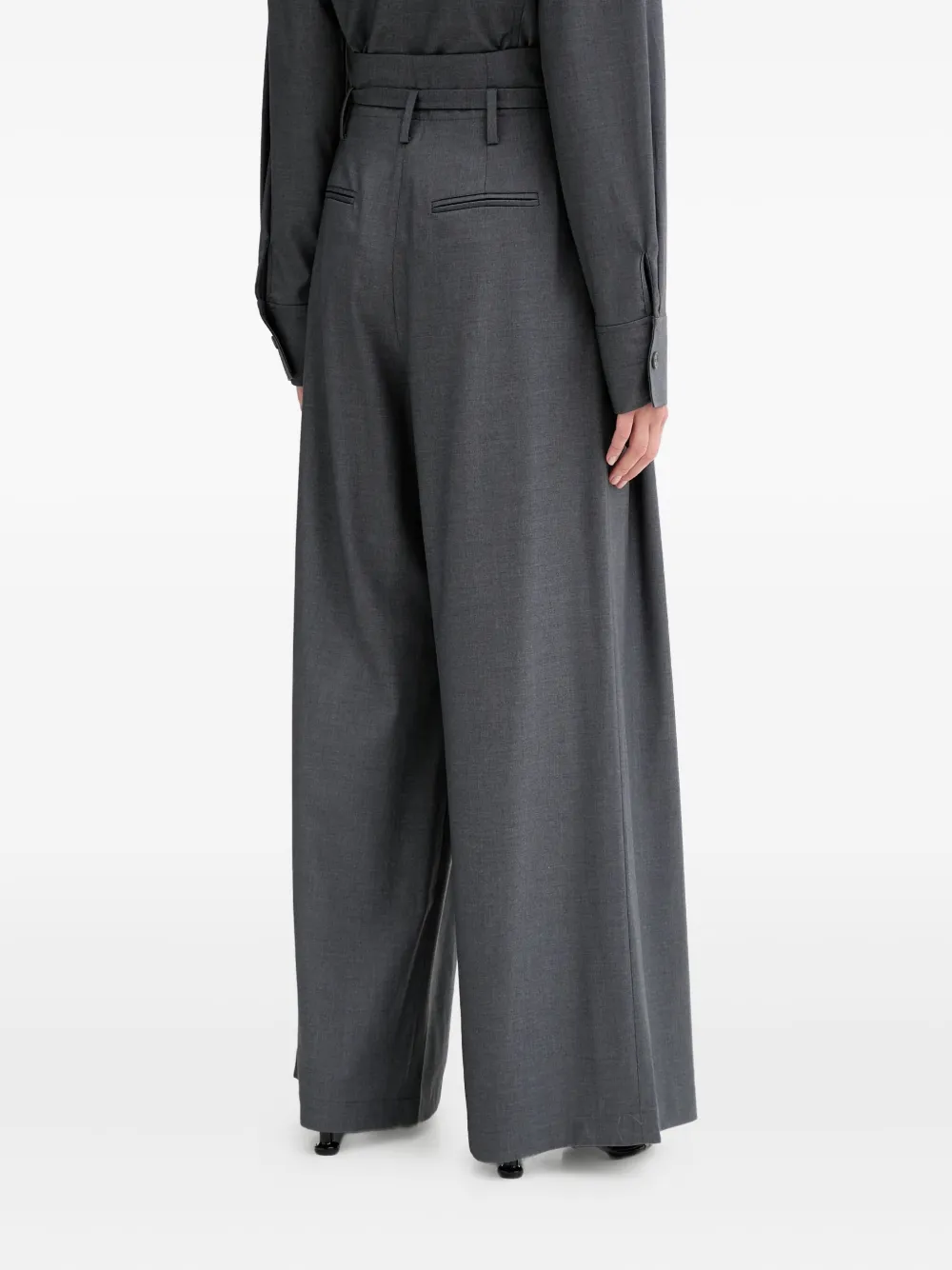 Isabelle Blanche Belted Pleated Palazzo Pants In Gray