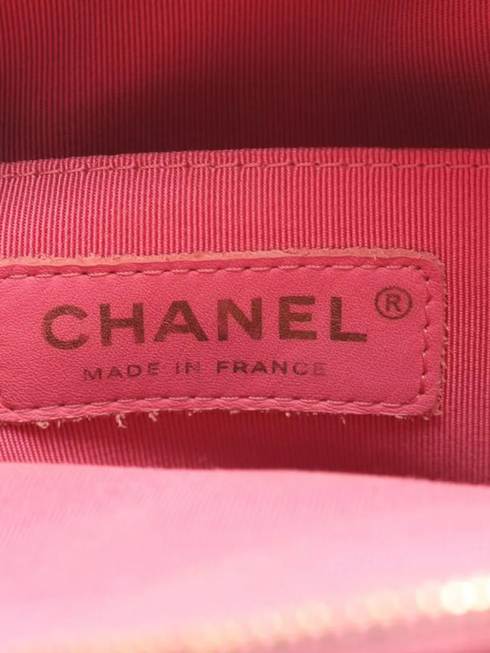 Pre-owned Chanel Chain-detail Diamond-quilted Backpack In Pink