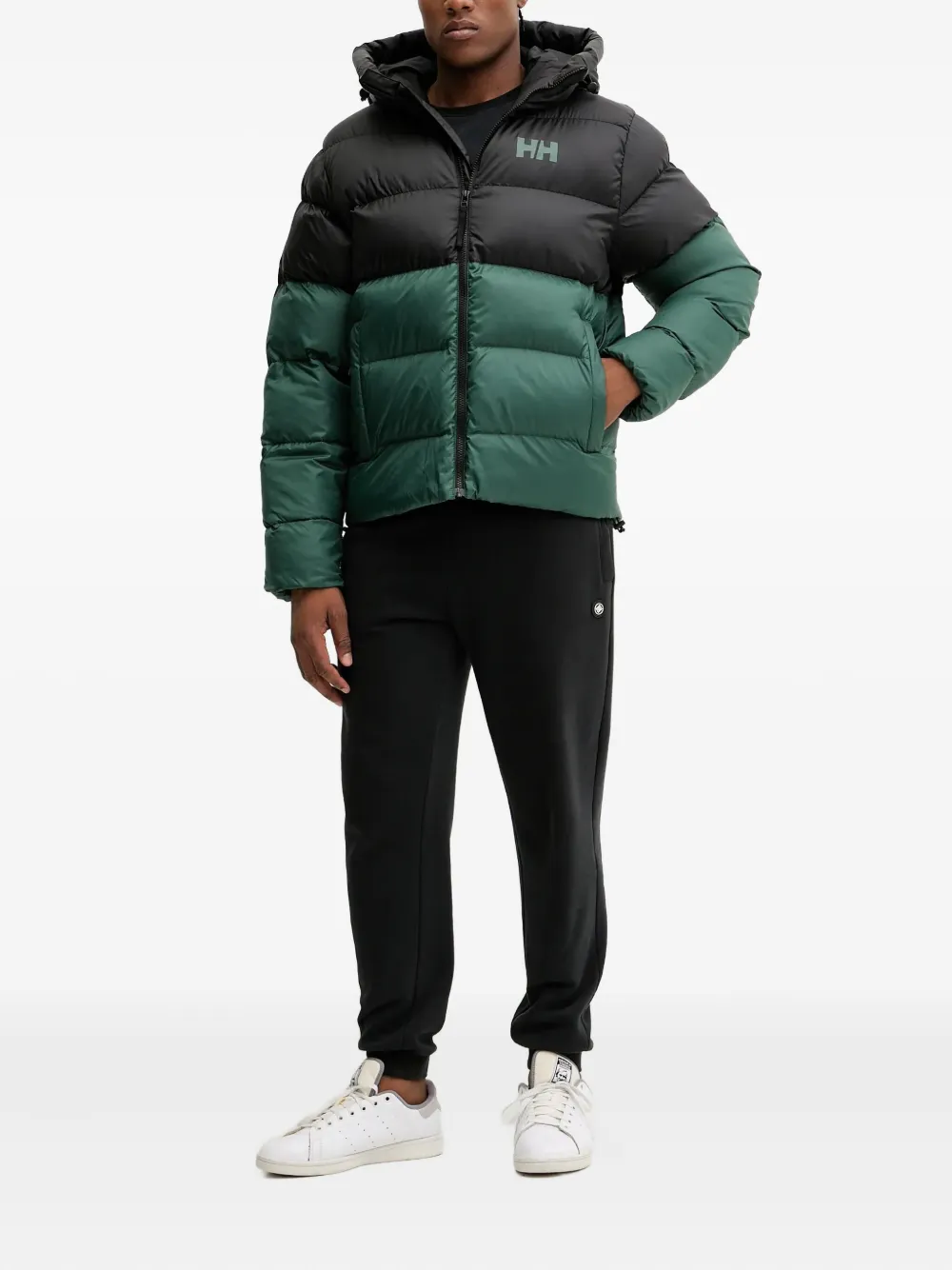 Helly Hansen Active logo-detail padded jacket | Chamarras con plumón y capitonadas | Image 2