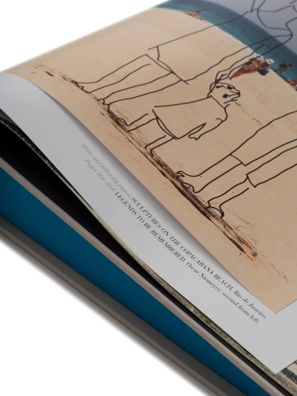 Assouline Oscar Niemeyer book | Libros decorativos | Image 2
