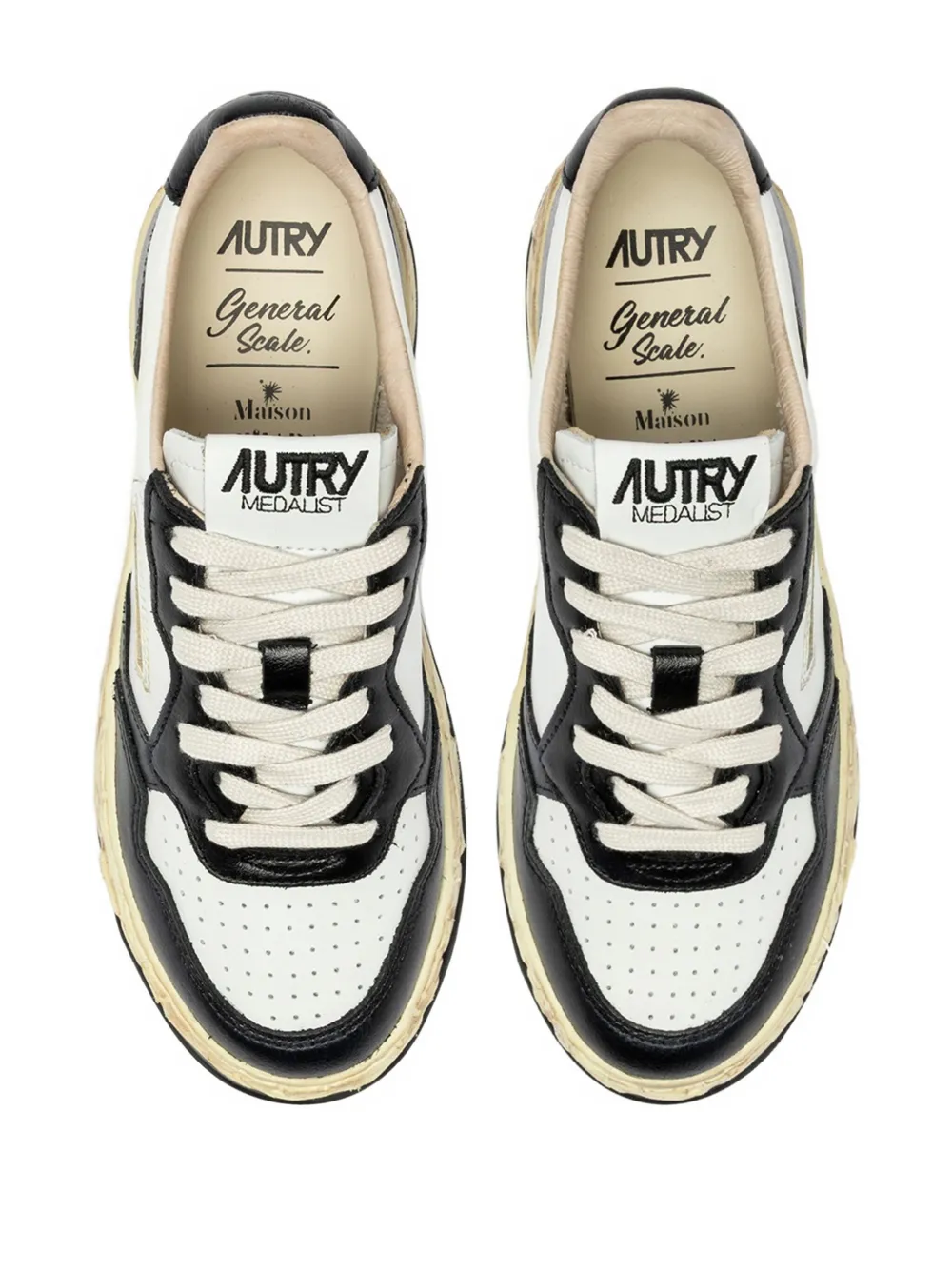 General Scale. x Autry Medalist Supervintage sneakers Zwart