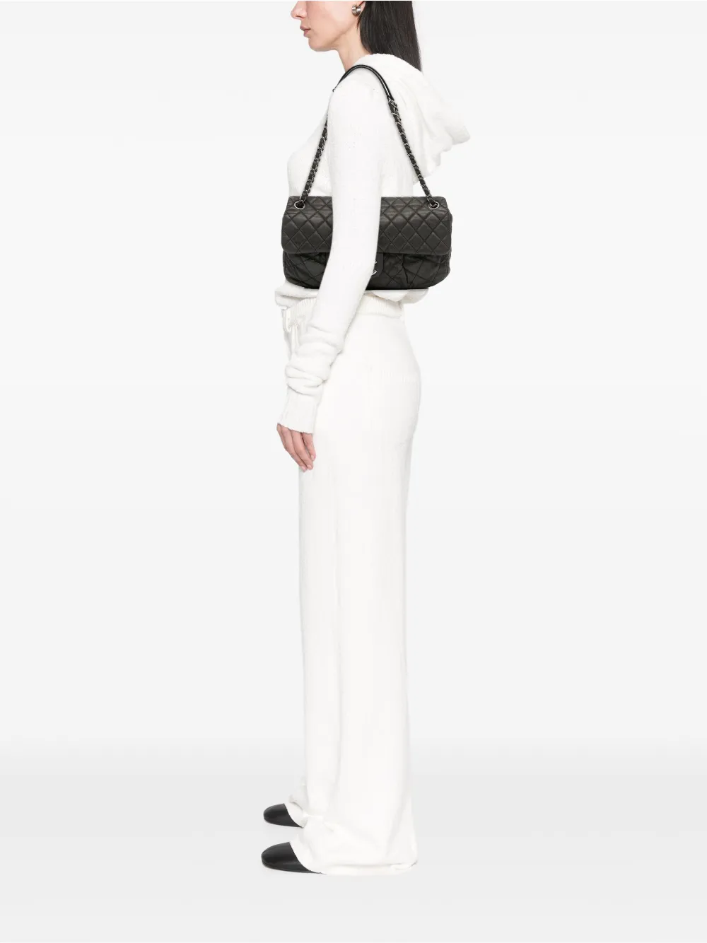 CHANEL Pre-Owned 2010-2011 Large Iridescent Quilted Calfskin Coco Pleats Flap shoulder bag | Pre-Owned | Image 2
